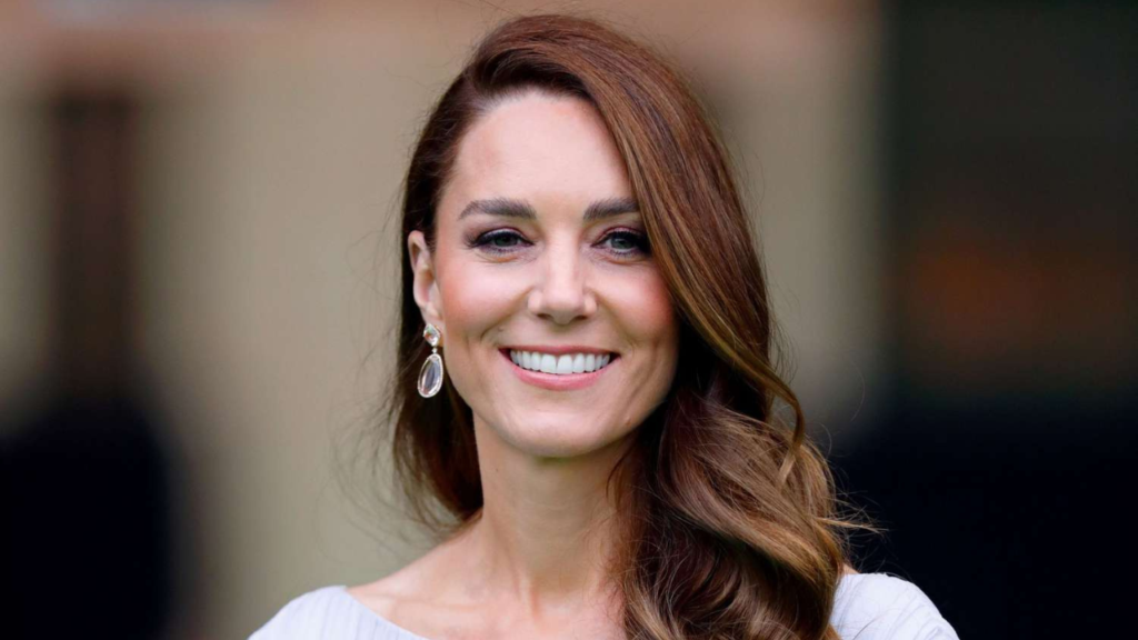 Kate Middleton’s Sleek Look