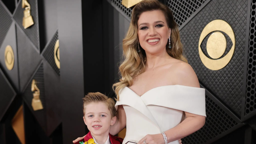 Kelly Clarkson and her son Remington Alexander