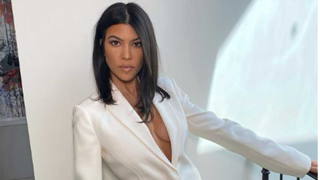 Kourtney Kardashian Responds with Unedited Post-Pregnancy Body Snap ...