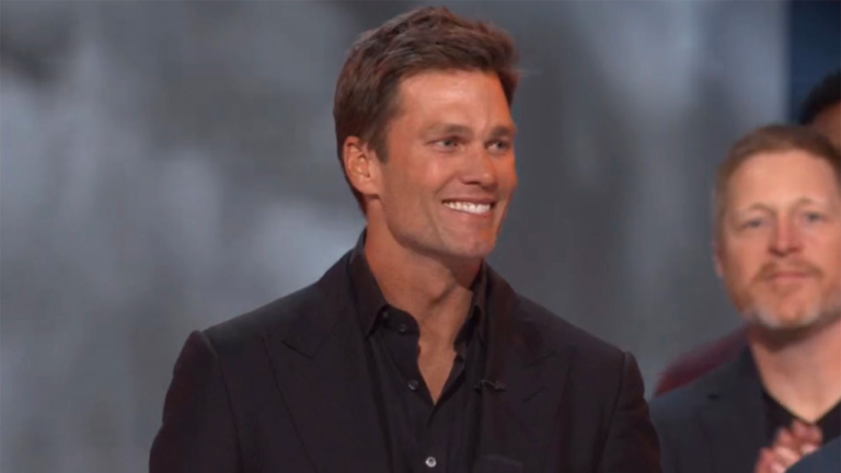 Tom Brady Faces Tough Decision: Tampa Bay vs. New England in New Ads ...